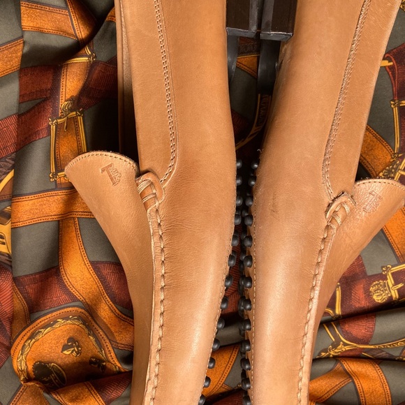 TOD’S Italy Gommino Camel/Tan Leather Driving Shoes Slip On Size 10.5 USA 10. - Picture 3 of 8